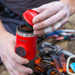 Przenośny ekspres Wacaco Nanopresso (red patrol) + miękkie pudełko